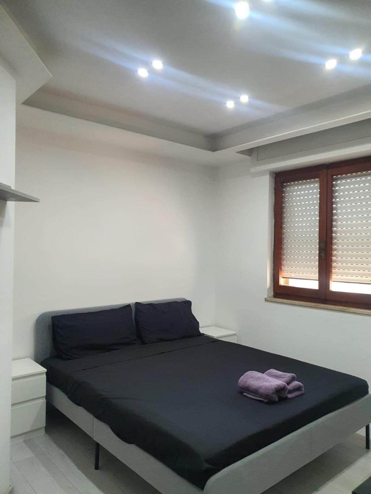 Chromotherapy Flat มอนเซร์ราโต ภายนอก รูปภาพ